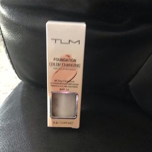 TLM color changing foundation